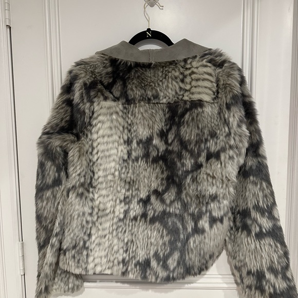 Marrakech Faux Fur / Suede Reversible Jacket - Picture 4 of 6
